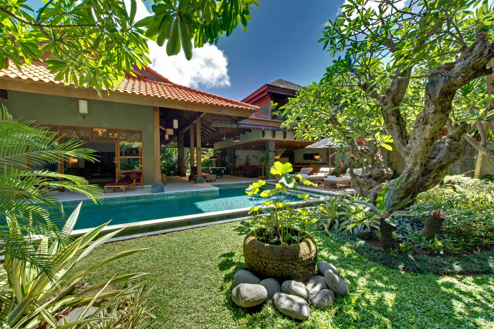 Villa Kinaree Estate Seminyak  Ngoại thất bức ảnh